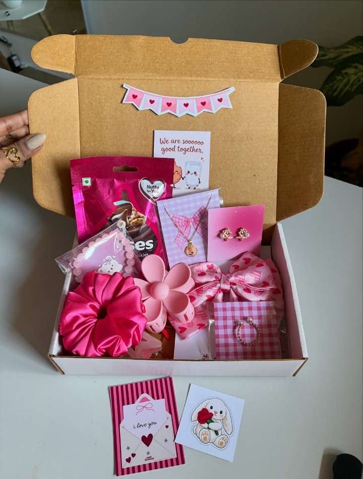 Blush Love Gift Hamper