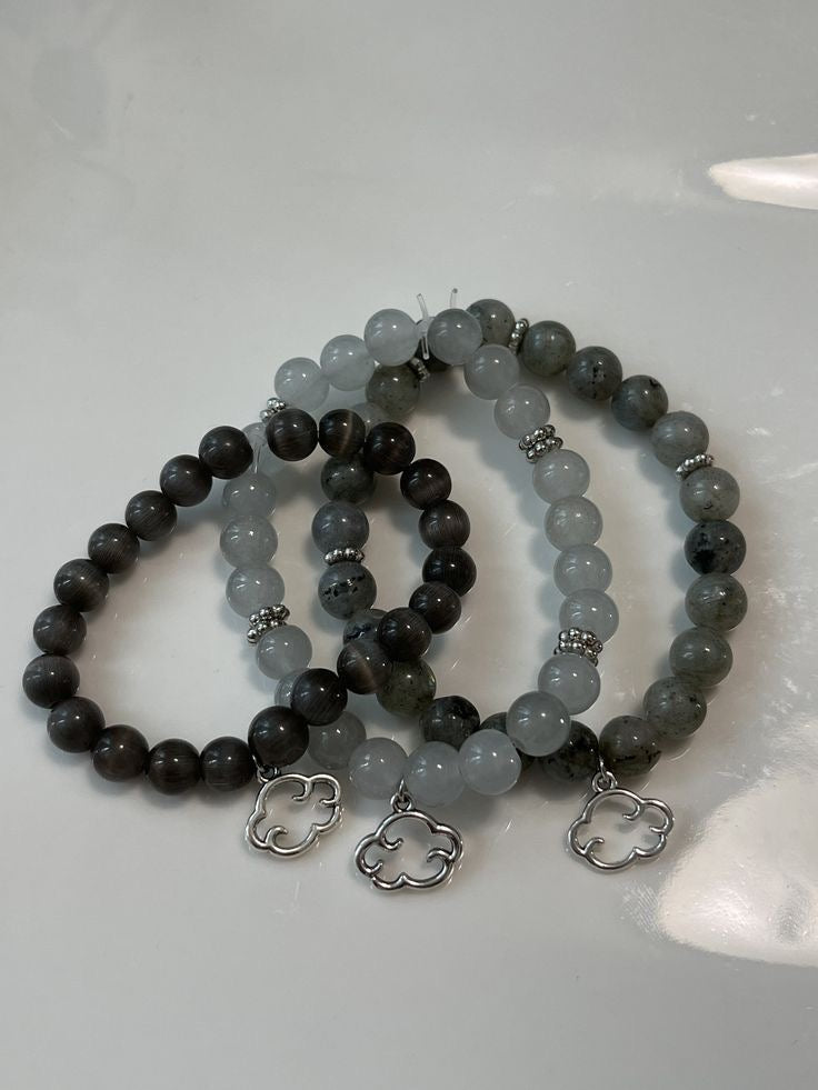 Elegant Silver Cloud Charm Beaded Bracelet - Natural Stone Style Grey & White Stretch Wristband