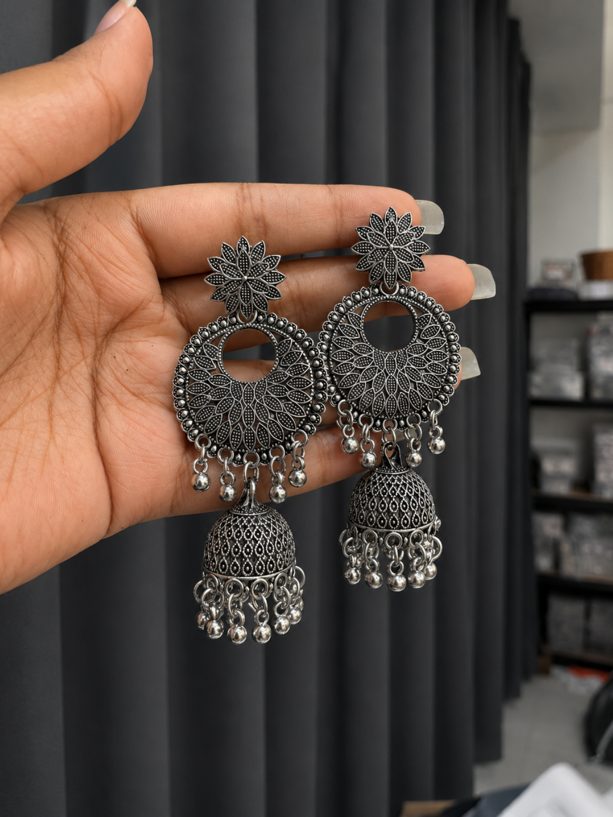 Handheld Floral Jhumka
