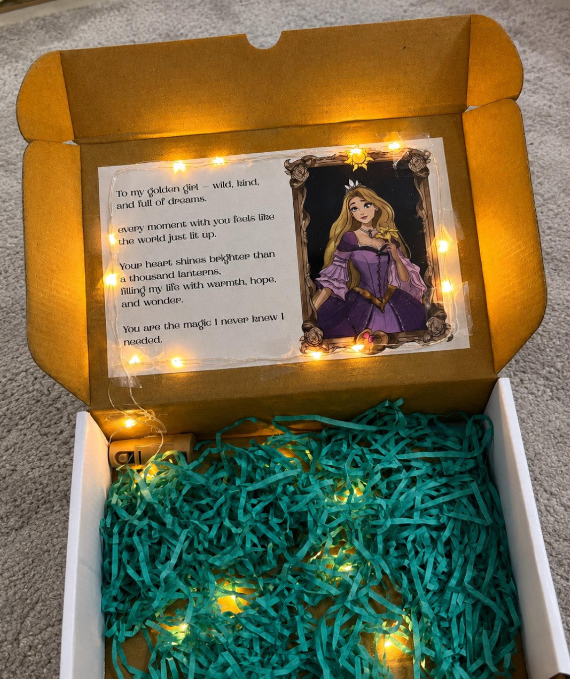 Rapunzel sticker with lights (1 sticker inside the box, 1 outside the box)