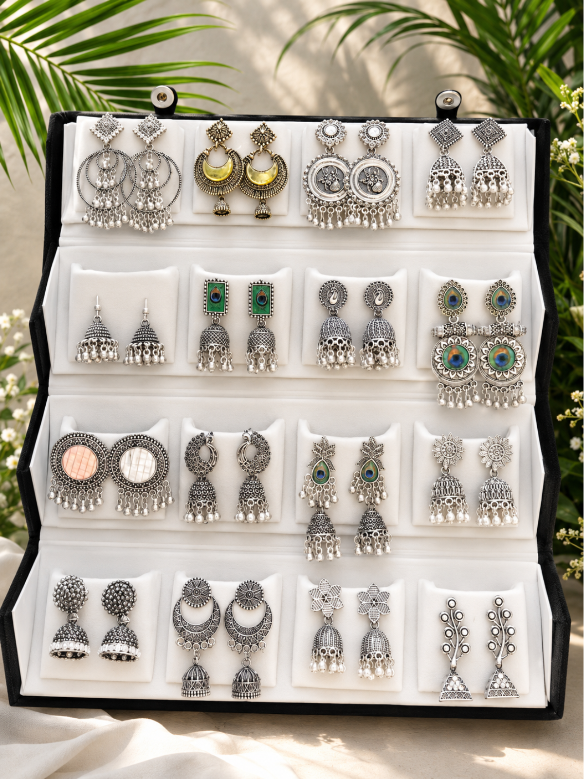 Treading 16 jhumka set box